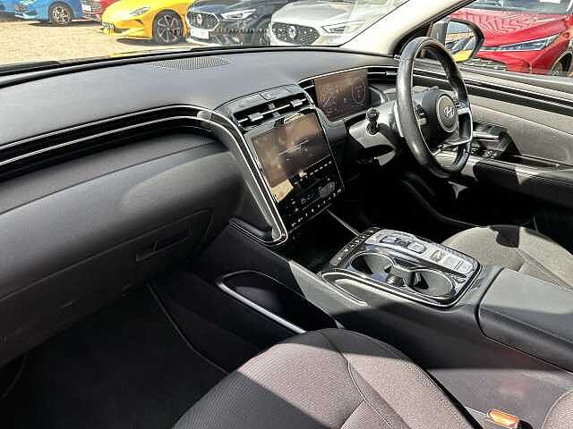 Hyundai TUCSON TGDi Hybrid 230 Premium BLACK