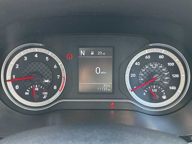 Hyundai I10 MPi Premium SLEEK SILVER