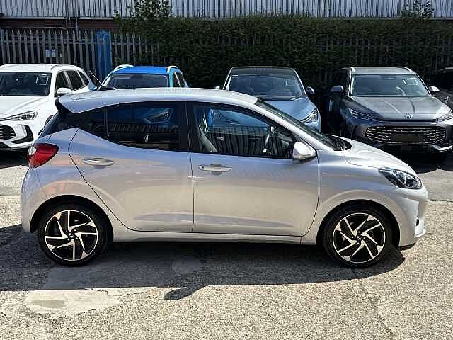 Hyundai I10 MPi Premium SLEEK SILVER