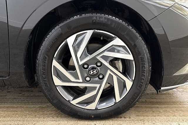 Hyundai I20 1.0T GDi Advance 5dr DCT PHANTOM BLACK