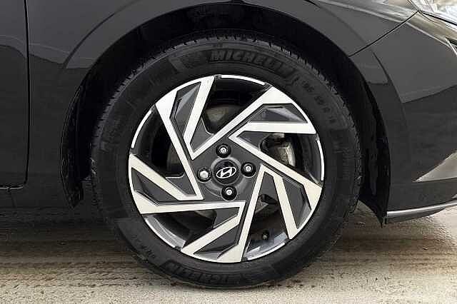 Hyundai I20 1.0T GDi Advance 5dr DCT BLACK